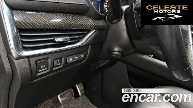 CADILLAC XT4 2.0 Sport AWD 2023 — photo 13 sur 20