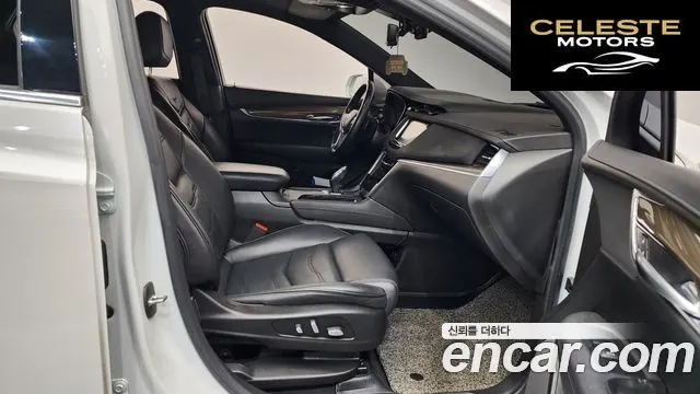 CADILLAC XT5 3.6 AWD 2018 — photo 11 sur 20