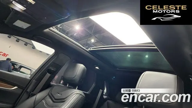 CADILLAC XT5 3.6 AWD 2018 — photo 18 sur 20