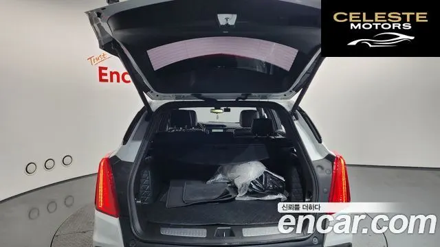 CADILLAC XT5 3.6 AWD 2018 — photo 20 sur 20