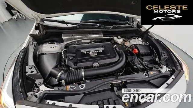 CADILLAC XT4 2.0 Sport AWD 2023 — photo 6 sur 20