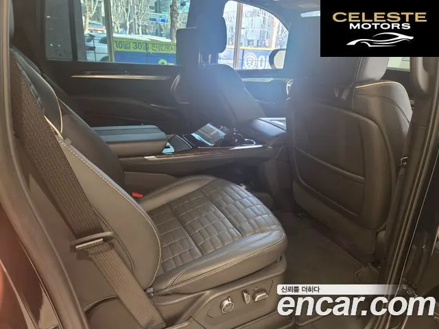 CADILLAC 56.2 ESV 2025 — photo 11 sur 21