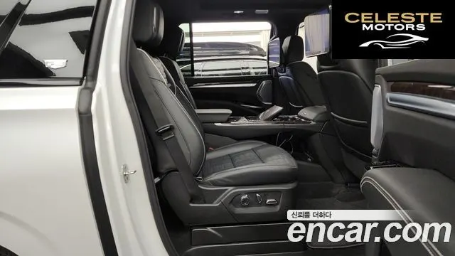 CADILLAC 56.2 ESV 2025 — photo 12 sur 20