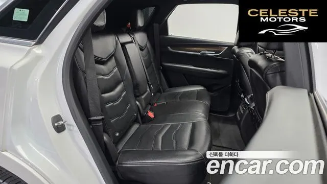 CADILLAC XT5 3.6 AWD 2019 — photo 12 sur 20