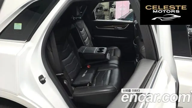 CADILLAC XT5 3.6 AWD 2019 — photo 11 sur 20