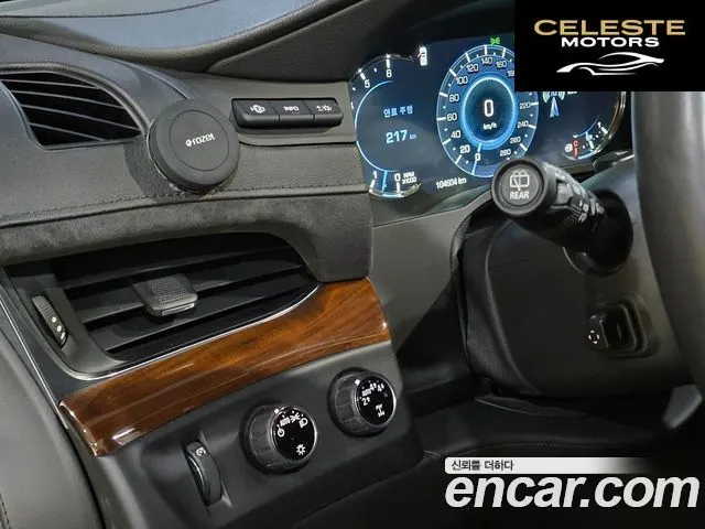 CADILLAC 6.2 2017 — photo 14 sur 26