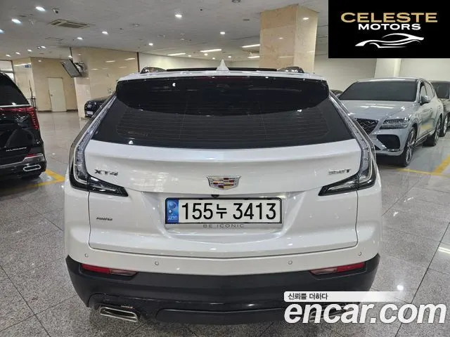 CADILLAC XT4 2.0 Sport AWD 2023 — photo 4 sur 26