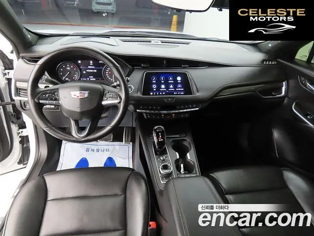 CADILLAC XT4 2.0 Sport AWD 2023 — photo 7 sur 26