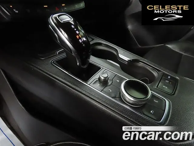 CADILLAC XT4 2.0 Sport AWD 2023 — photo 9 sur 26