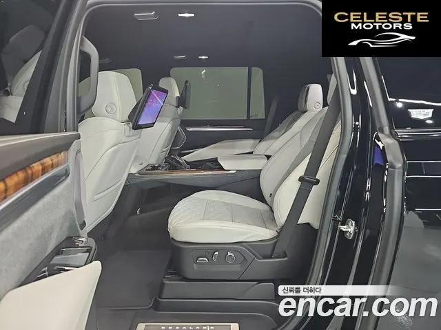 CADILLAC 56.2 ESV 2025 — photo 18 sur 26