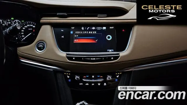 CADILLAC XT5 3.6 AWD 2019 — photo 15 sur 20