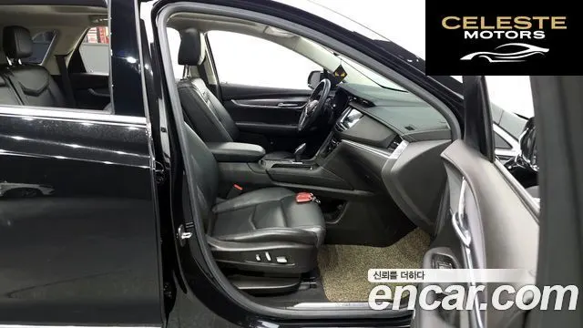 CADILLAC XT5 3.6 Premium Plus AWD 2018 — photo 11 sur 20
