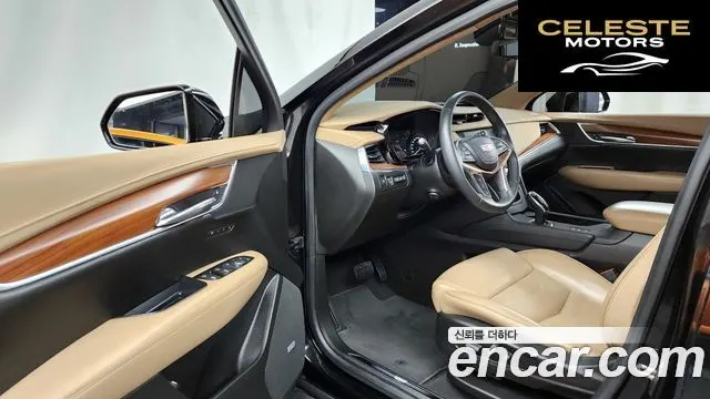 CADILLAC XT5 3.6 AWD 2018 — photo 10 sur 26