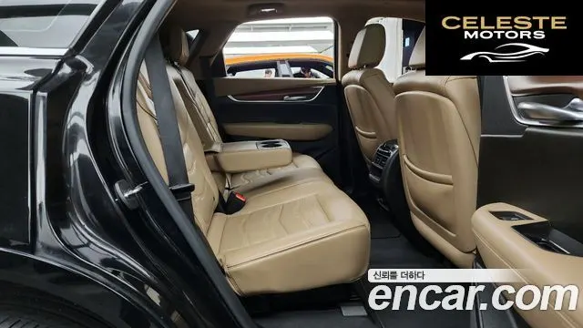 CADILLAC XT5 3.6 AWD 2018 — photo 12 sur 26