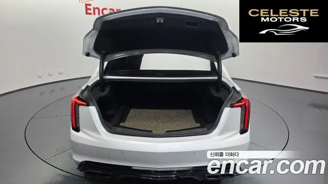 CADILLAC CT5 2.0 Sport 2020 — photo 19 sur 20