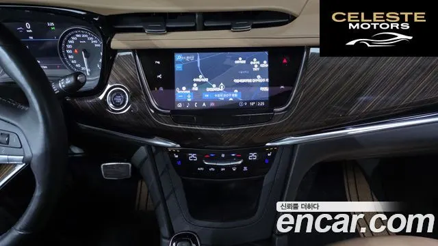 CADILLAC XT6 3.6 Sport 2023 — photo 16 sur 20