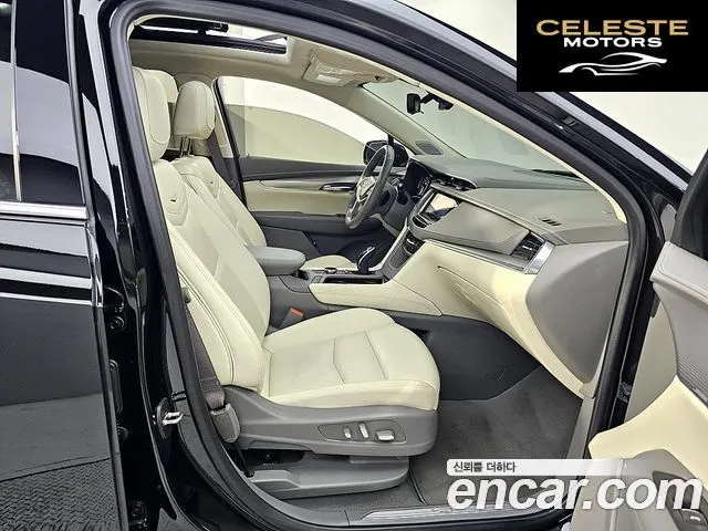 CADILLAC XT5 3.6 Premium Luxury AWD 2023 — photo 11 sur 26