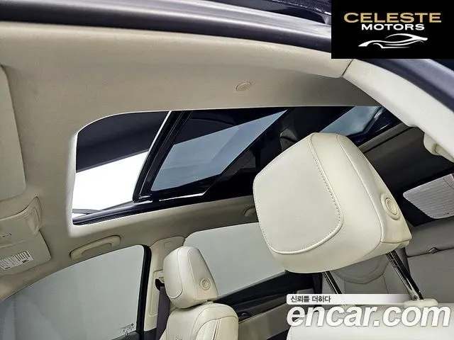 CADILLAC XT5 3.6 Premium Luxury AWD 2023 — photo 12 sur 26