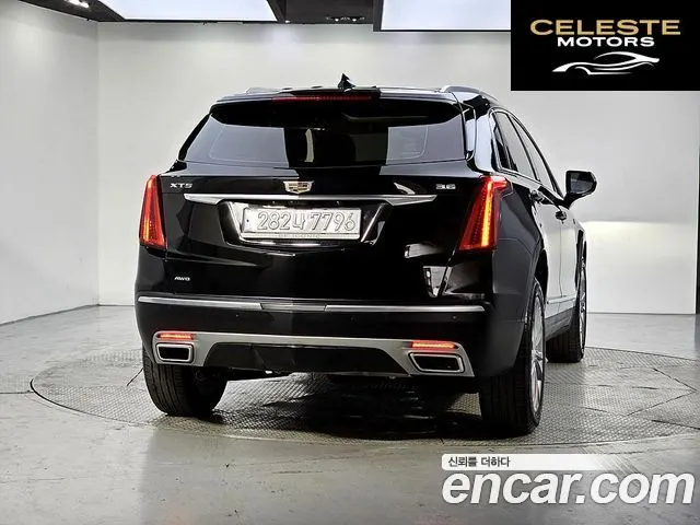 CADILLAC XT5 3.6 Premium Luxury AWD 2023 — photo 4 sur 26