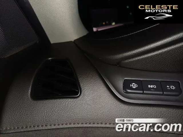 CADILLAC 6.2 2017 — photo 20 sur 26