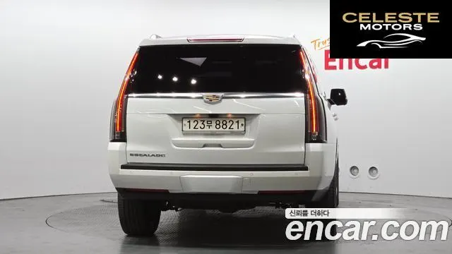 CADILLAC 6.2 2020 — photo 4 sur 20