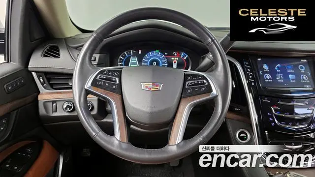 CADILLAC 6.2 2018 — photo 13 sur 20