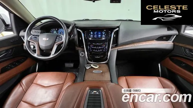 CADILLAC 6.2 2018 — photo 7 sur 20