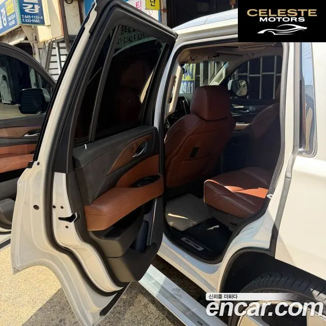 CADILLAC 6.2 2017 — photo 11 sur 23
