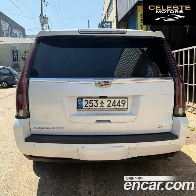 CADILLAC 6.2 2017 — photo 4 sur 23