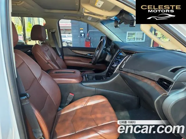 CADILLAC 6.2 2018 — photo 9 sur 20