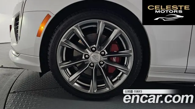 CADILLAC CT4 2.0 Sport 2020 — photo 4 sur 20