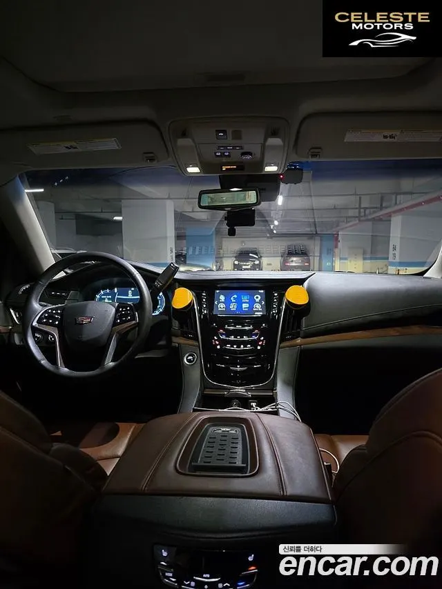 CADILLAC 6.2 2017 — photo 4 sur 17