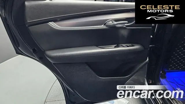 CADILLAC XT5 3.6 Premium AWD 2019 — photo 15 sur 30