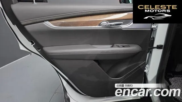 CADILLAC XT6 3.6 Sport 2023 — photo 15 sur 35