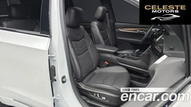 CADILLAC XT6 3.6 Sport 2023 — photo 18 sur 35