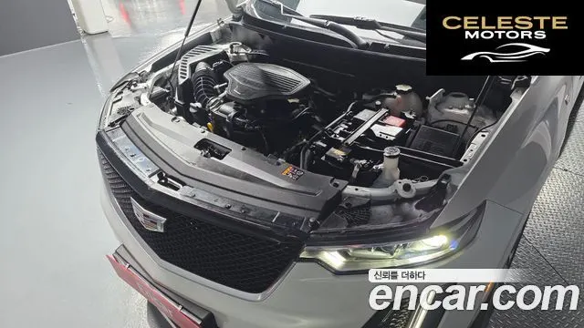 CADILLAC XT6 3.6 Sport 2023 — photo 6 sur 35