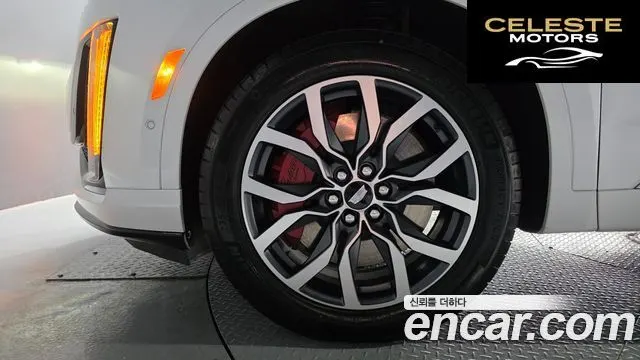 CADILLAC XT6 3.6 Sport 2023 — photo 5 sur 35