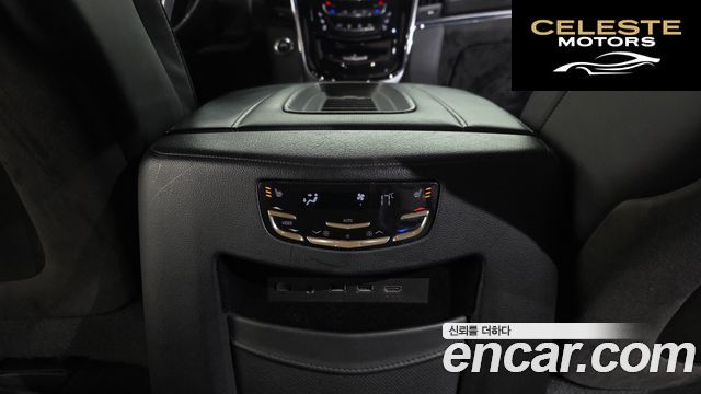 CADILLAC 6.2 ESV 2018 — photo 18 sur 20