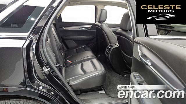 CADILLAC XT5 3.6 Premium AWD 2017 — photo 12 sur 20