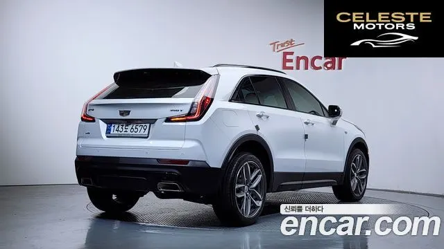CADILLAC XT4 2.0 Sport AWD 2023 — photo 2 sur 36