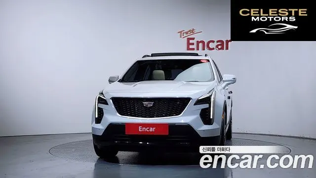 CADILLAC XT4 2.0 Sport AWD 2023 — photo 3 sur 36