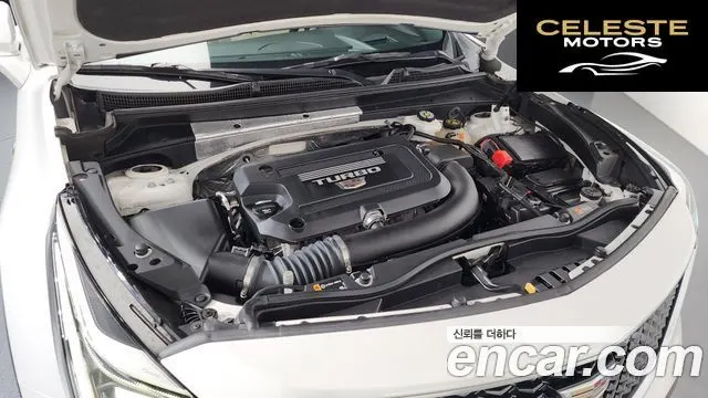 CADILLAC XT4 2.0 Sport AWD 2023 — photo 6 sur 36