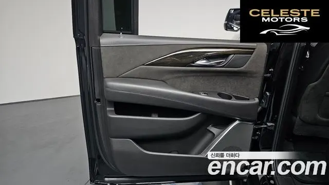 CADILLAC 6.2 ESV 2018 — photo 14 sur 45