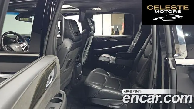 CADILLAC 6.2 ESV 2018 — photo 16 sur 45