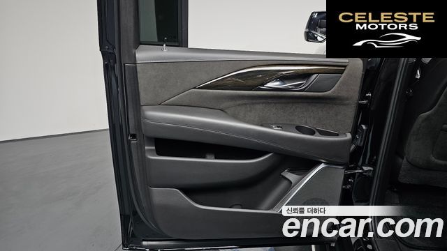 CADILLAC 6.2 ESV 2018 — photo 14 sur 45