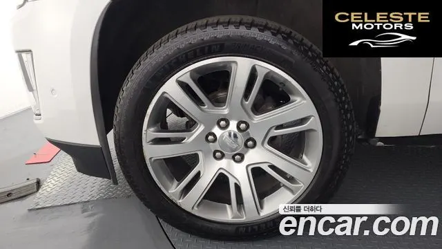 CADILLAC 6.2 2018 — photo 5 sur 38