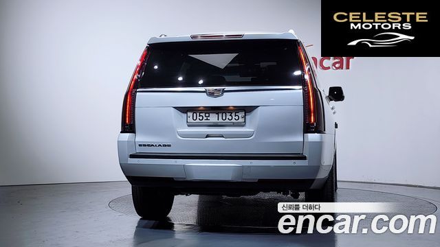 CADILLAC 6.2 2018 — photo 4 sur 38