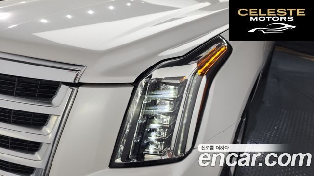 CADILLAC 6.2 2018 — photo 8 sur 38