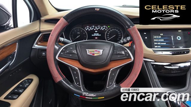 CADILLAC XT5 3.6 AWD 2019 — photo 13 sur 26