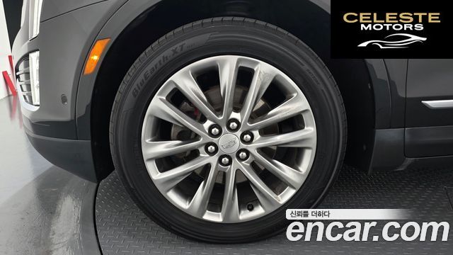CADILLAC XT5 3.6 AWD 2019 — photo 5 sur 26